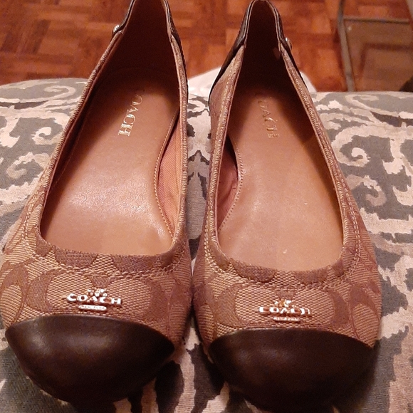 Coach monogram size 8.5 - Picture 1 of 4